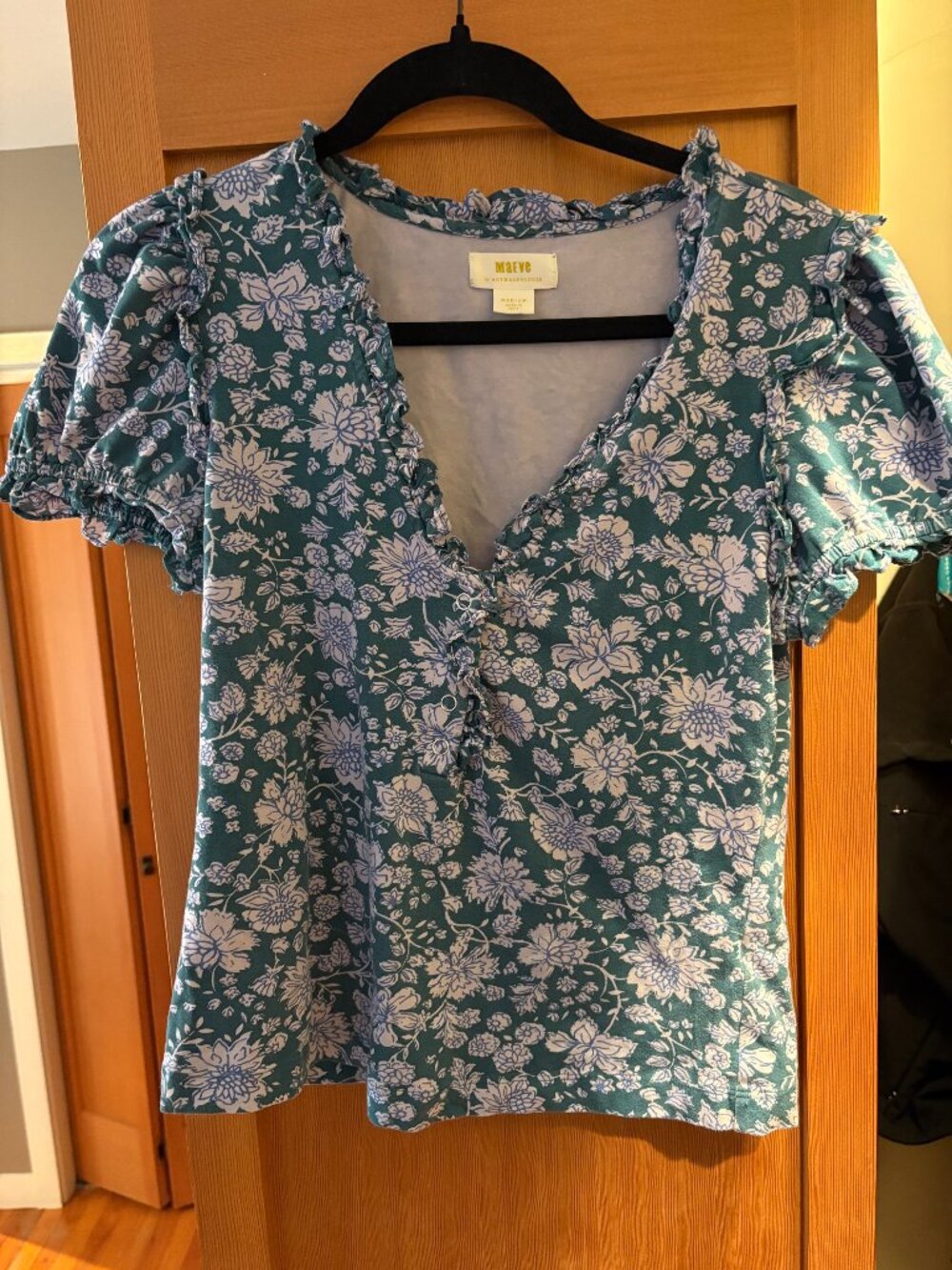 Maeve Ruffle puff sleeve Tee